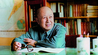 錢學(xué)森：我姓錢，但不愛(ài)錢
