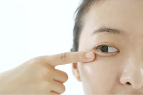 健康用眼 請(qǐng)保護(hù)好我們的眼睛！