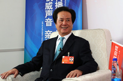 全國政協(xié)委員陳經(jīng)緯做客新華網(wǎng)、中國政府網(wǎng)兩會(huì)訪談