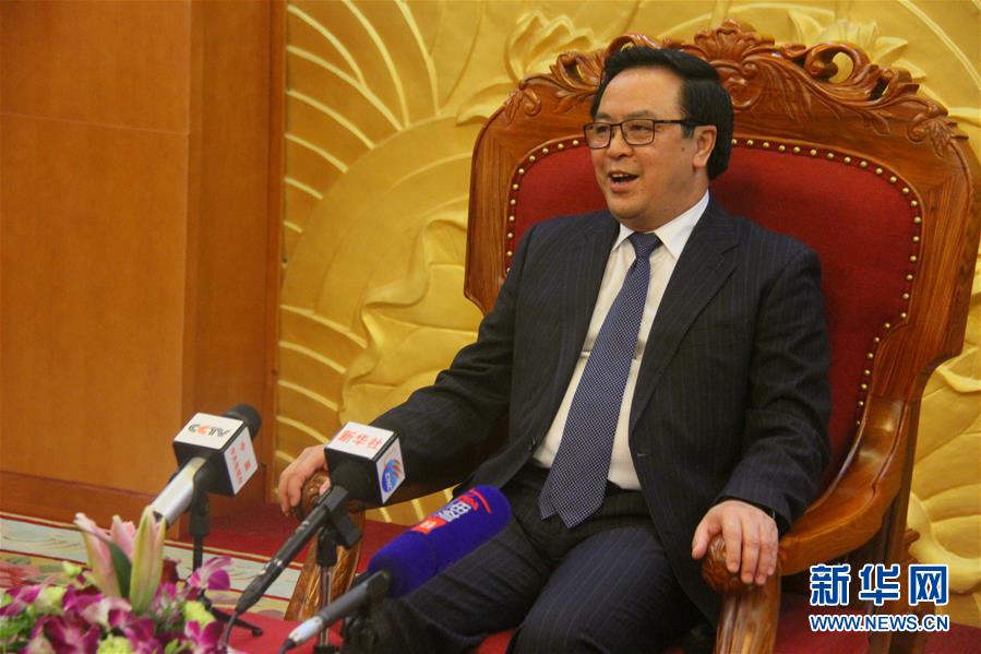 （XHDW·圖文互動）專訪：愿中國人民在中共領(lǐng)導下取得更多成就——訪越共中央委員、中央對外部部長黃平君