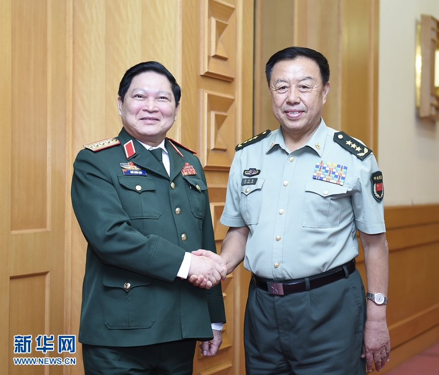8月29日，中共中央政治局委員、中央軍委副主席范長龍在北京會見越南共產黨中央政治局委員、國防部長吳春歷。 新華社記者張領攝