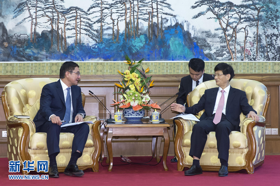 7月19日，中共中央政治局委員、中央政法委書(shū)記孟建柱在北京會(huì)見(jiàn)烏茲別克斯坦副總理庫(kù)奇卡羅夫。 新華社記者崔新鈺攝