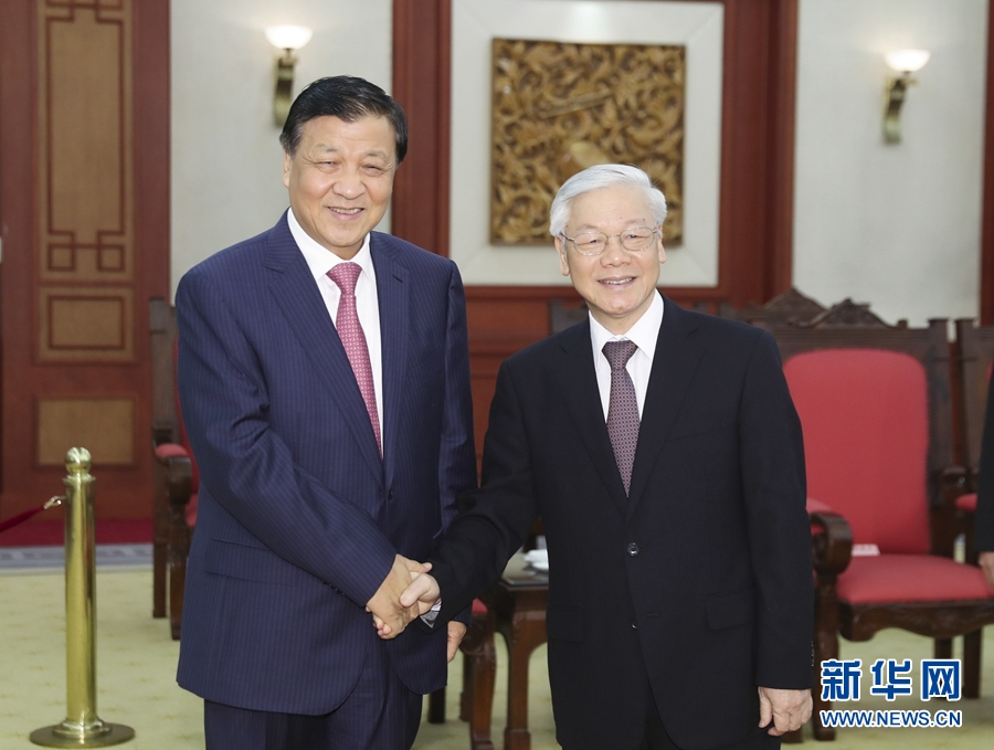 應越南共產黨邀請，中共中央政治局常委、中央書記處書記劉云山9月18日至19日對越南進行正式訪問。這是9月18日，劉云山在河內會見越共中央總書記阮富仲。 新華社記者 丁林 攝