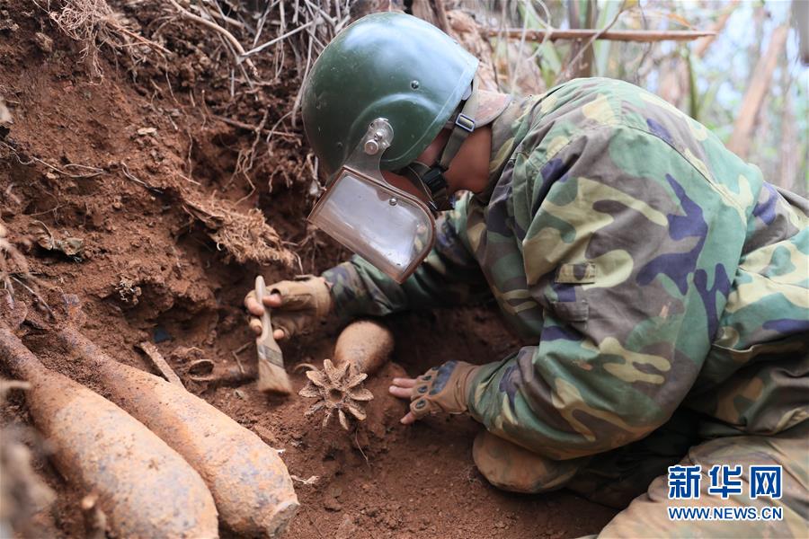（圖文互動）（1）和平年代，離死神最近的人——南部戰(zhàn)區(qū)陸軍云南掃雷大隊邊境掃雷排爆記事