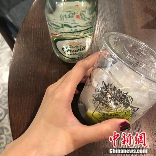 奶茶的種類已經(jīng)不再限制于“奶 茶”。來源：受訪者供圖。