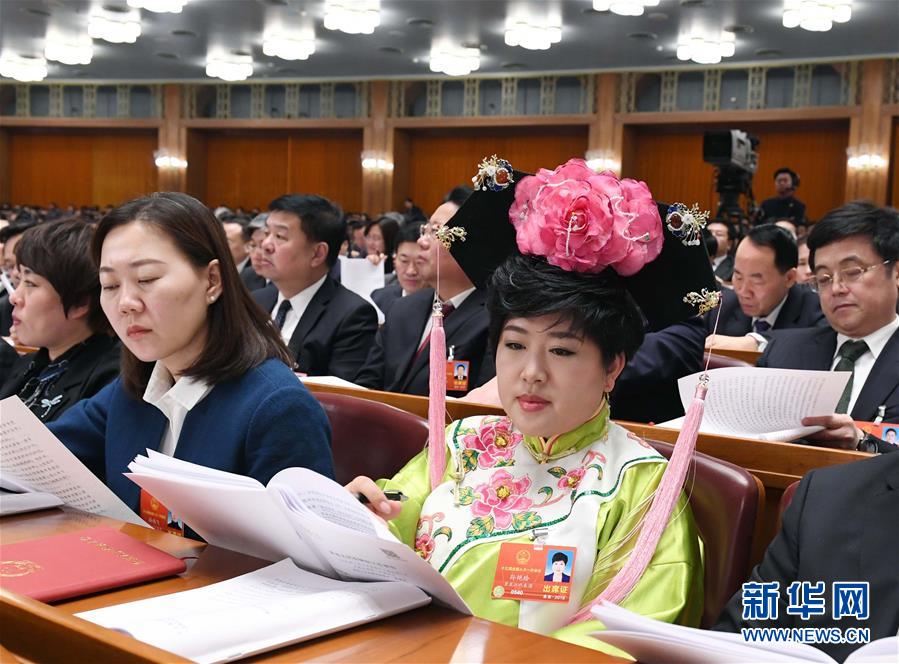 （兩會·基層代表履職故事）（1）全國人大代表孫艷玲：做好非遺事業(yè)，讓古老技藝活起來