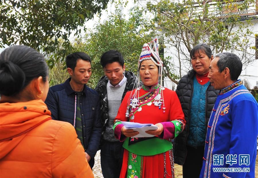 （兩會前夕看落實(shí)·圖文互動(dòng)）（2）奮力脫貧攻堅(jiān) 生態(tài)追“清”逐“綠”——江西落實(shí)習(xí)近平總書記全國兩會重要講話精神紀(jì)實(shí)