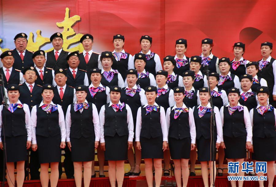 （在習近平新時代中國特色社會主義思想指引下——新時代新作為新篇章·圖文互動）（3）歡樂的“精氣神兒”從哪來？——“東北小延安”用“文化密鑰”解鎖基層治理