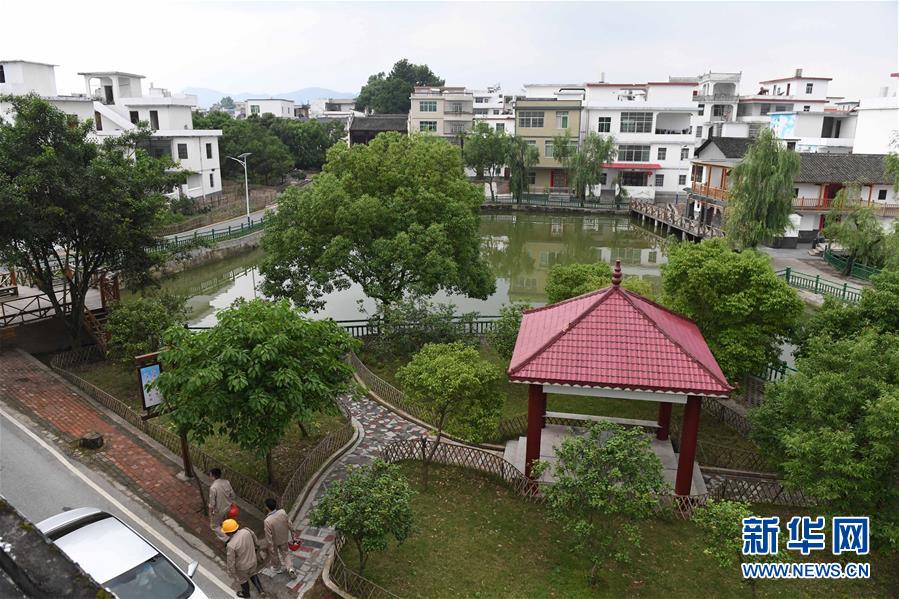 （新華全媒頭條·圖文互動）（8）奮力走好新時(shí)代的長征路——習(xí)近平總書記考察江西回訪記