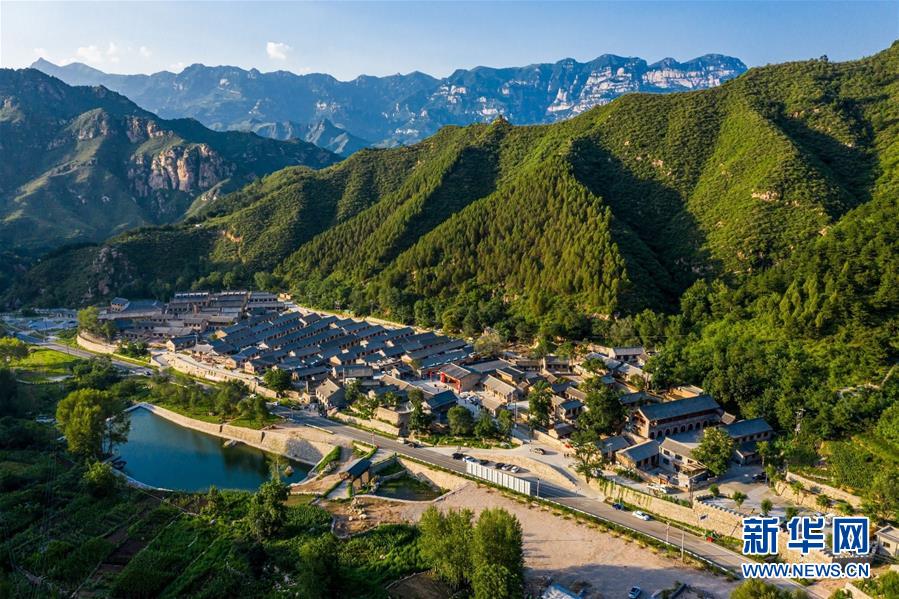 （集中連片特困地區(qū)貧困村調(diào)研行·圖文互動）（2）只要有信心，黃土變成金——河北阜平縣駱駝灣村和顧家臺村脫貧調(diào)查