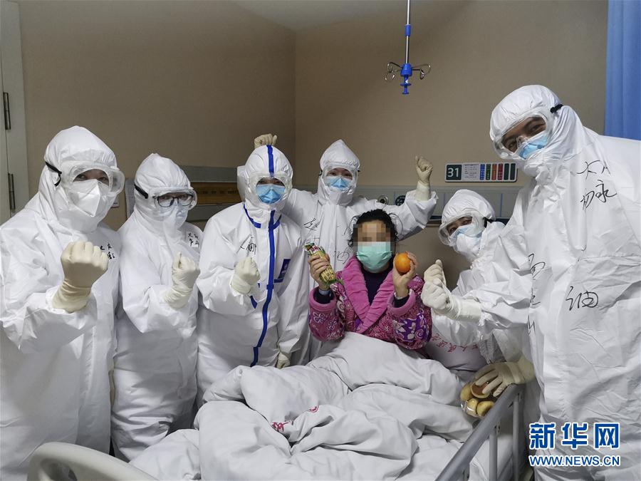 （在習(xí)近平新時(shí)代中國特色社會(huì)主義思想指引下——新時(shí)代新作為新篇章·習(xí)近平總書記關(guān)切事·圖文互動(dòng)）（10）不放松！——各地努力抓緊抓實(shí)抓細(xì)疫情防控
