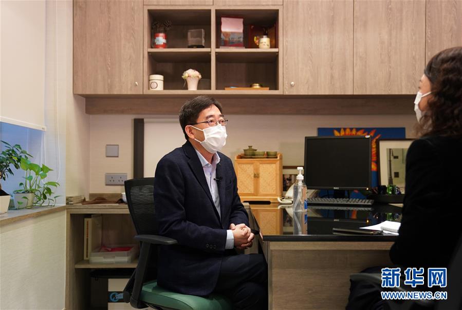 （香港故事·圖文互動(dòng)）（1）從“非典”到新冠，一位香港醫(yī)生親歷的兩次抗疫