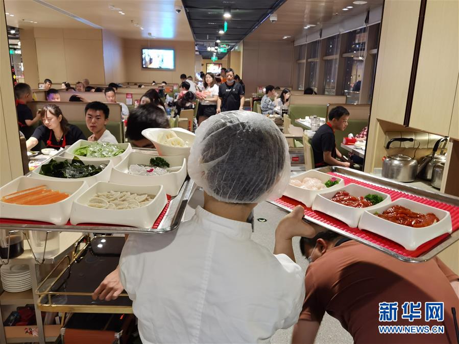 （在習(xí)近平新時代中國特色社會主義思想指引下——新時代新作為新篇章·習(xí)近平總書記關(guān)切事·圖文互動）（2）珍惜盤中餐，狠剎浪費(fèi)風(fēng)——各地積極行動堅(jiān)決制止餐飲浪費(fèi)