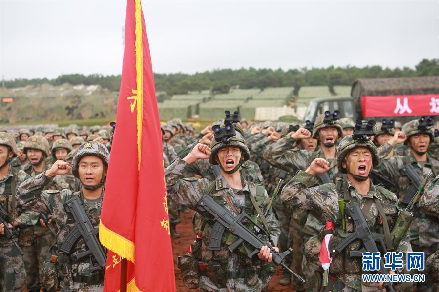 （在習(xí)近平強(qiáng)軍思想指引下·我們?cè)趹?zhàn)位報(bào)告·圖文互動(dòng)）（1）千里移防，鐵心跟黨走——南部戰(zhàn)區(qū)陸軍第75集團(tuán)軍某紅軍旅政治建軍、練兵備戰(zhàn)記事