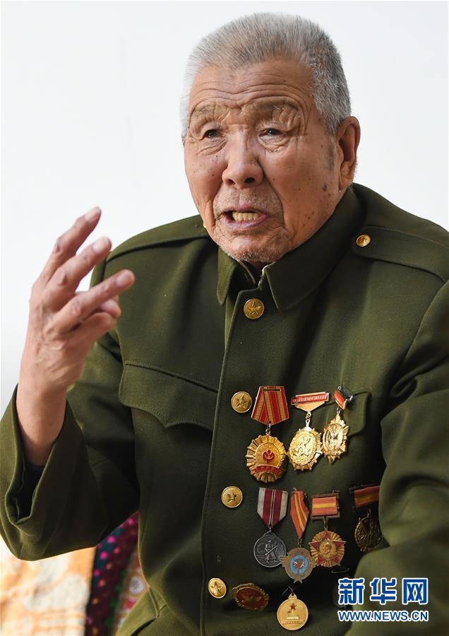 （紀(jì)念抗美援朝70周年·圖文互動(dòng)）為將軍守陵，此生不改——記守護(hù)楊靖宇烈士陵園的老兵徐振明