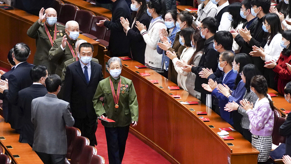 大會前，志愿軍老同志入場