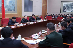 馬凱出席高技能人才座談會(huì)并講話(huà)