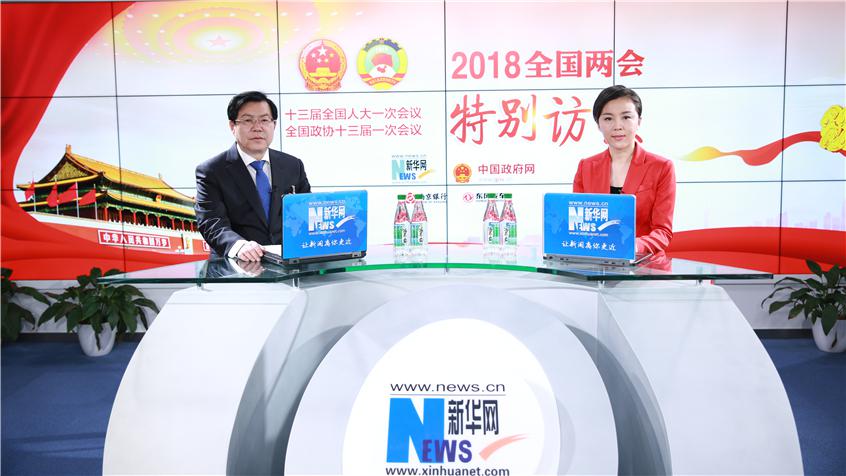 曾文明：推動各方力量向脫貧攻堅聚合，堅決打贏脫貧攻堅硬仗