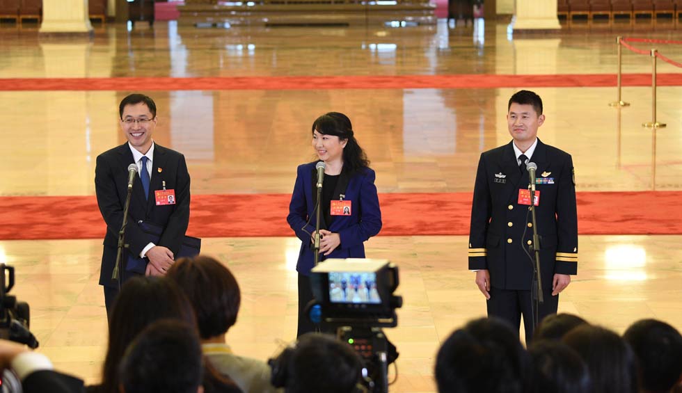 孟祥飛、李媛、曹先建接受采訪