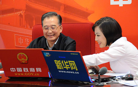 [回顧]2009年溫家寶總理接受中國政府網(wǎng)、新華網(wǎng)專訪