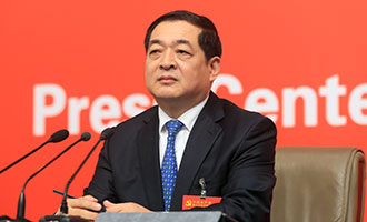 山東省經(jīng)濟(jì)和信息化委員會黨組書記、主任錢煥濤