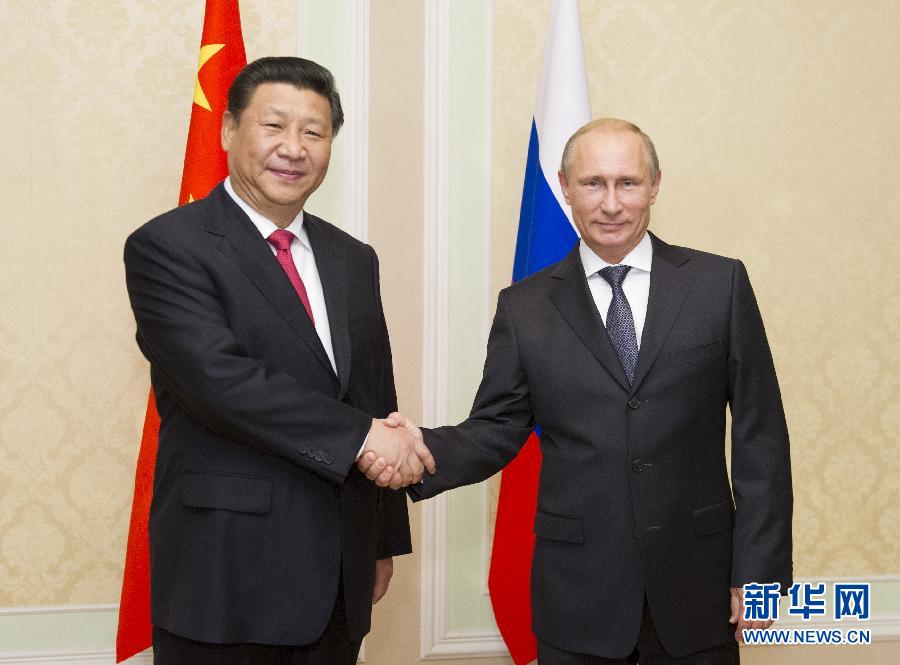 9月11日，中國國家主席習(xí)近平在塔吉克斯坦首都杜尚別會見俄羅斯總統(tǒng)普京。 新華社記者 黃敬文 攝 
