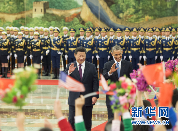11月12日，國(guó)家主席習(xí)近平在北京人民大會(huì)堂舉行歡迎儀式，歡迎美國(guó)總統(tǒng)奧巴馬對(duì)中國(guó)進(jìn)行國(guó)事訪問。 新華社記者 黃敬文 攝