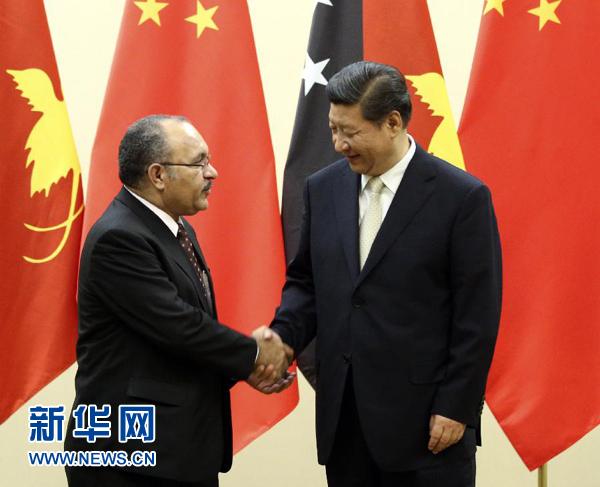 11月22日，國家主席習(xí)近平在斐濟(jì)楠迪會(huì)見巴布亞新幾內(nèi)亞總理奧尼爾。 新華社記者姚大偉攝 