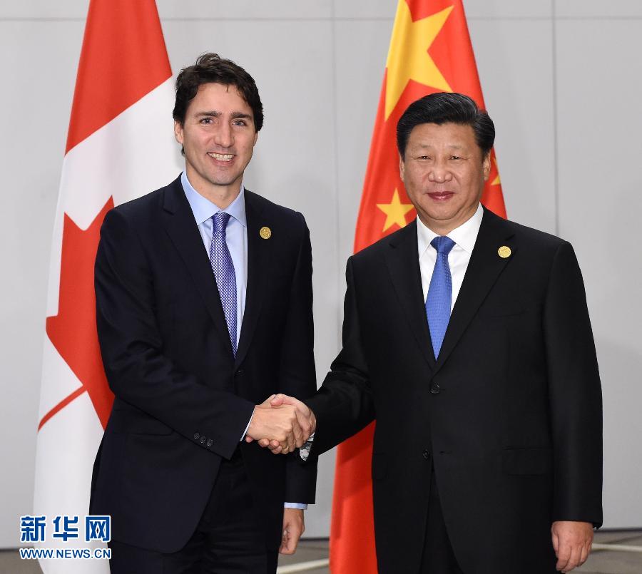 11月16日，國家主席習(xí)近平在土耳其安塔利亞會(huì)見加拿大總理特魯多。 新華社記者 饒愛民 攝