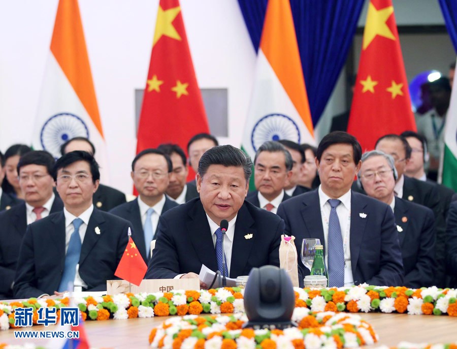 10月16日，金磚國家領導人第八次會晤在印度果阿舉行。中國國家主席習近平、印度總理莫迪、南非總統(tǒng)祖馬、巴西總統(tǒng)特梅爾、俄羅斯總統(tǒng)普京出席。習近平發(fā)表題為《堅定信心　共謀發(fā)展》的重要講話。新華社記者姚大偉攝 