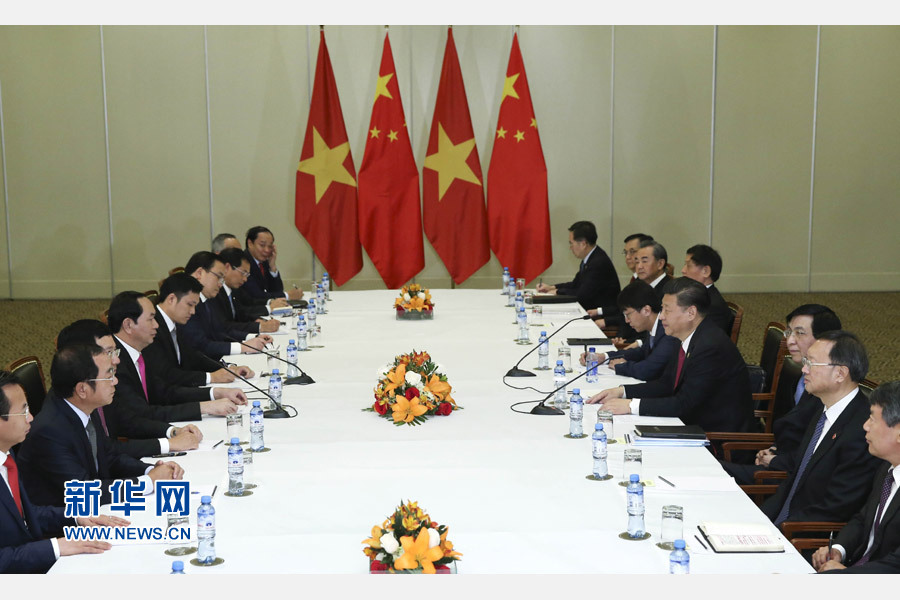 11月19日，國家主席習近平在利馬會見越南國家主席陳大光。新華社記者 龐興雷 攝 
