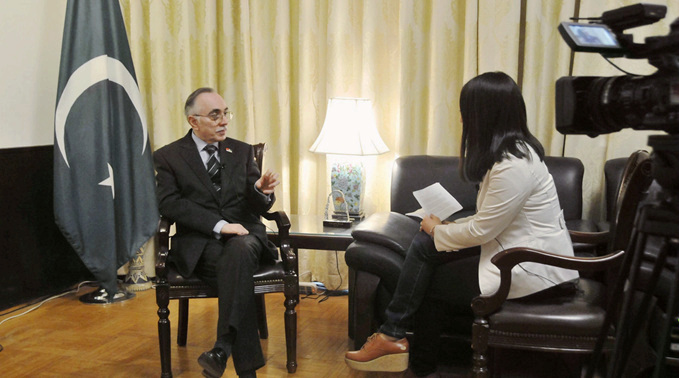 哈立德：我熱愛中國(guó)文化，喜歡和中國(guó)人一起談天說地
