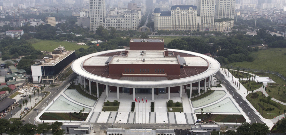 “盡心盡力建好中越友誼精品工程！”——越中友誼宮落成記