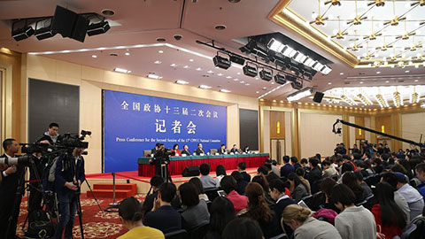政協(xié)委員就“促進民營經濟高質量發(fā)展”答記者問